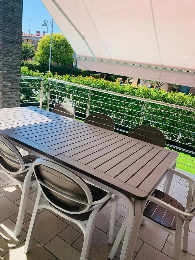 Casa Eva Con Piscina Privata Daire Moniga del Garda İtalya
