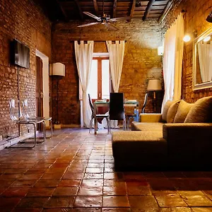 Gorgeous House Trastevere , Roma Italia
