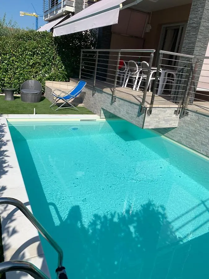 Appartamento Casa Eva con piscina privata Moniga del Garda Italia